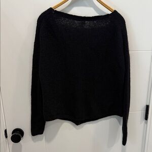Wilfred Black Crewneck Knit Sweater size large